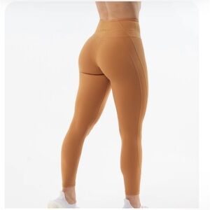 Alphalete Pulse Surge Leggings Chestnut Size Large